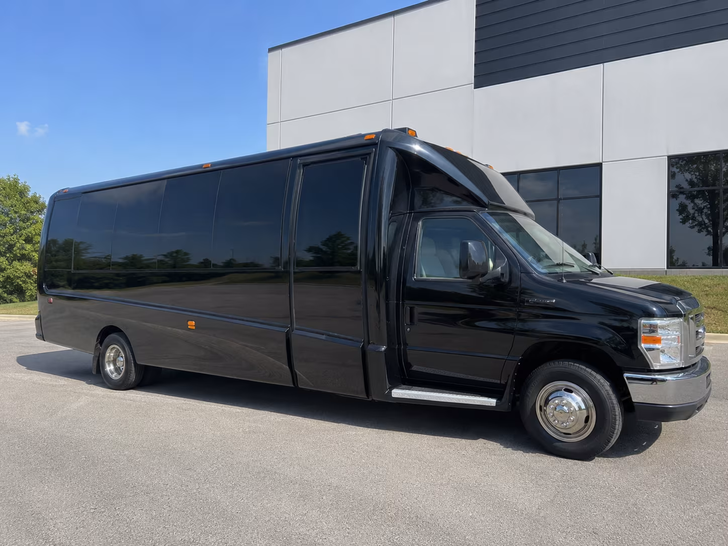 party buses from methuen to andover country club atkinson resort and every prom venue your group is headed to